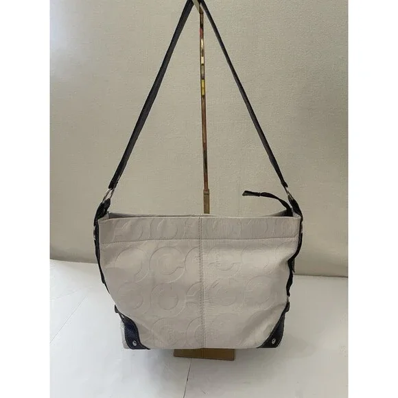 Coach Women’s White Shoulder Bag Dark Brown Strap Please Read - Picture 6 of 16